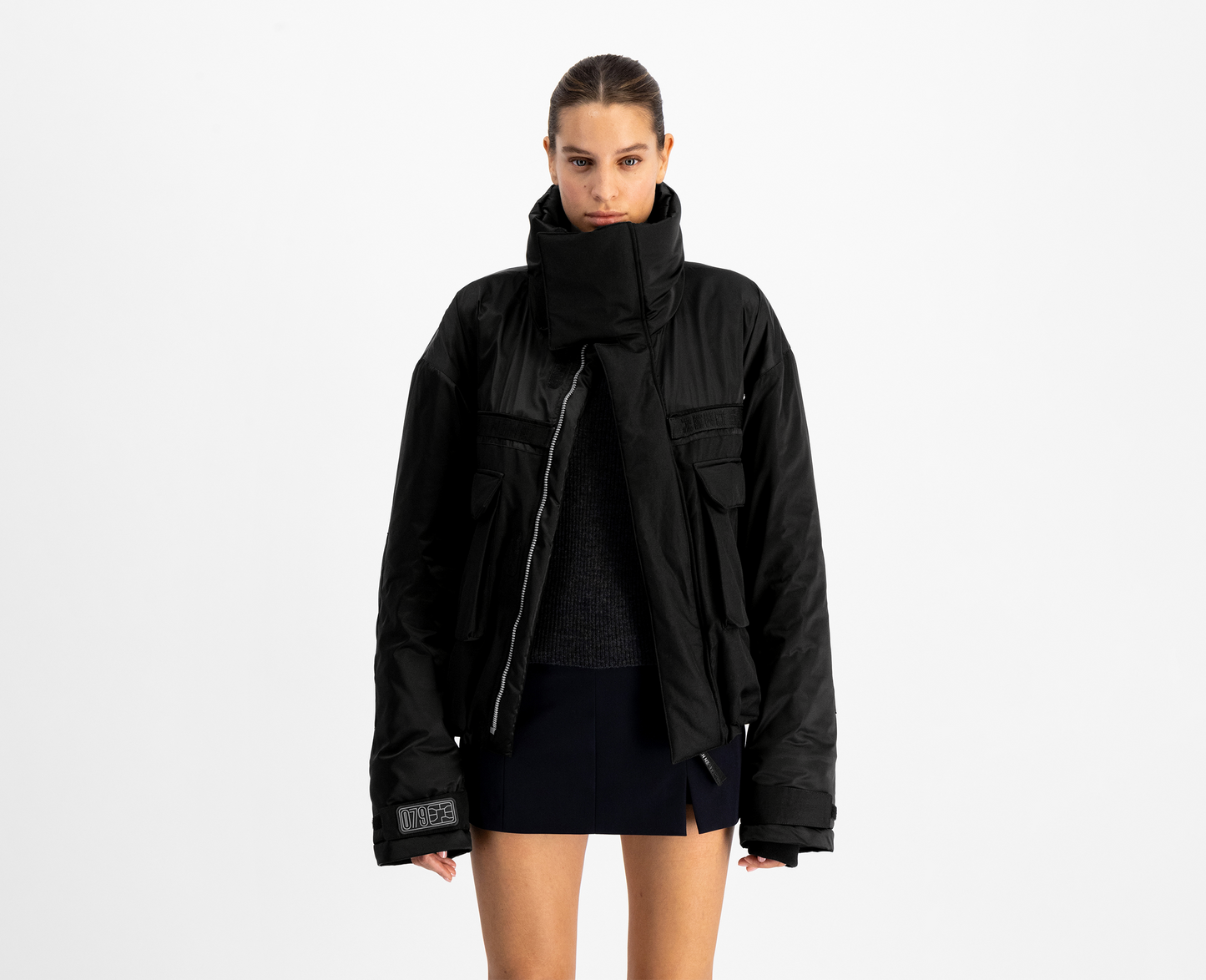 079 - CROPPED JACKET, Black